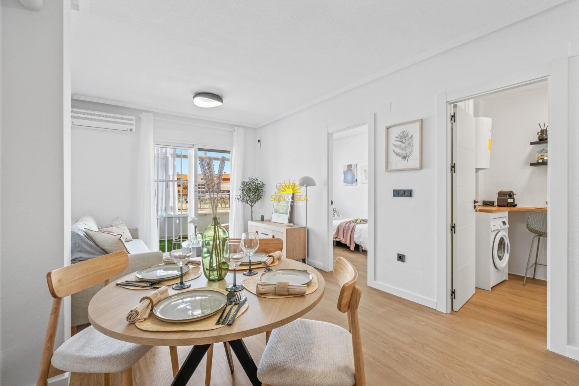Resale - Apartment - Orihuela Costa - Playa Flamenca