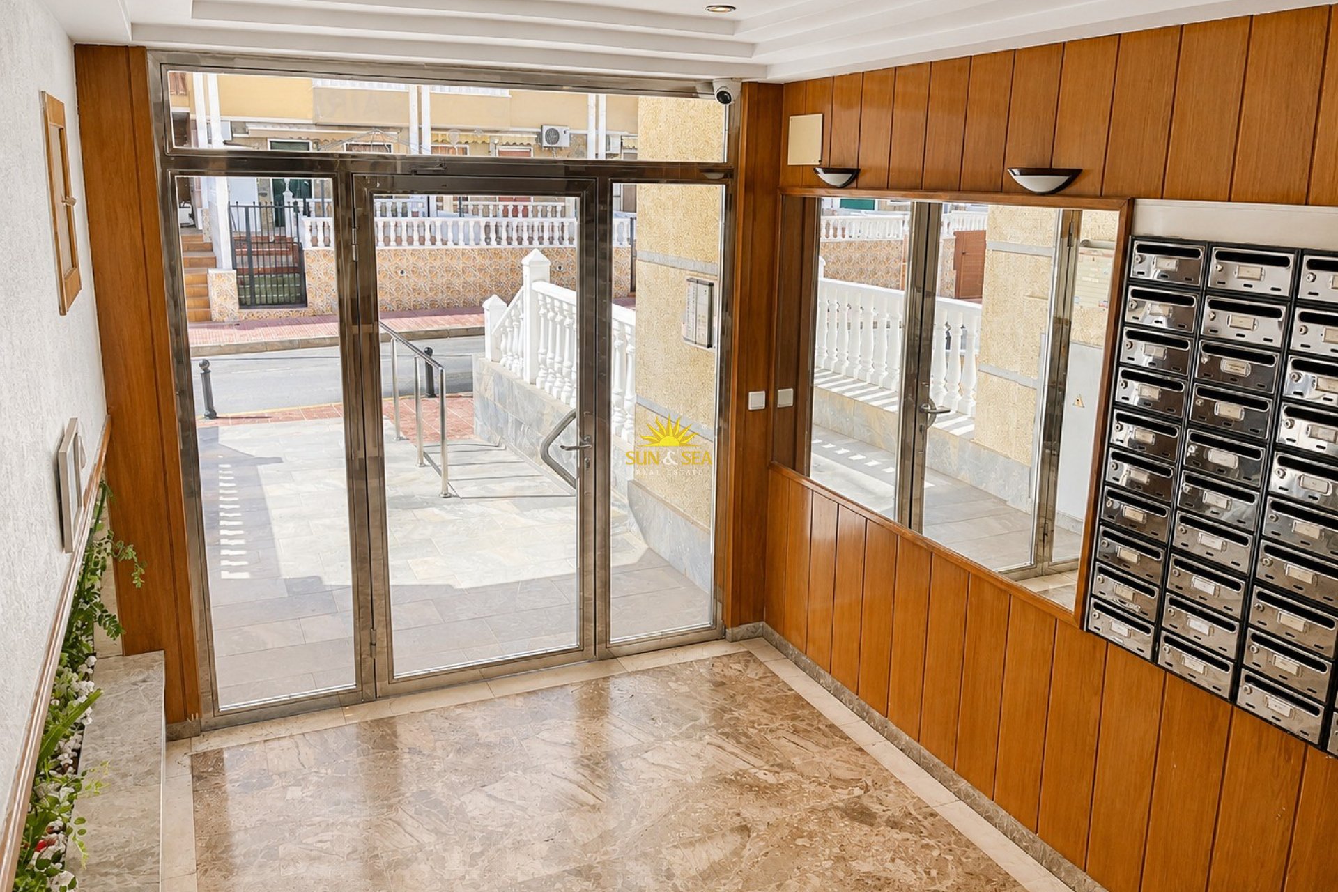 Resale - Apartment - Orihuela Costa - Punta Prima