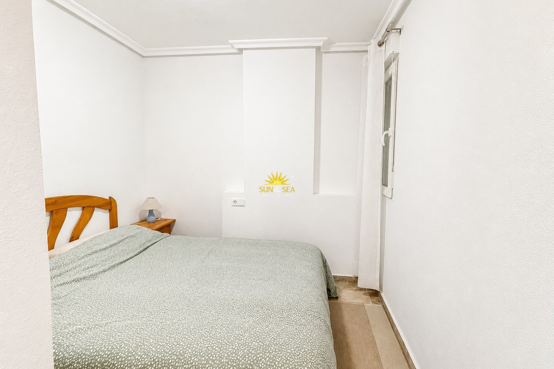 Resale - Apartment - Orihuela Costa - Punta Prima