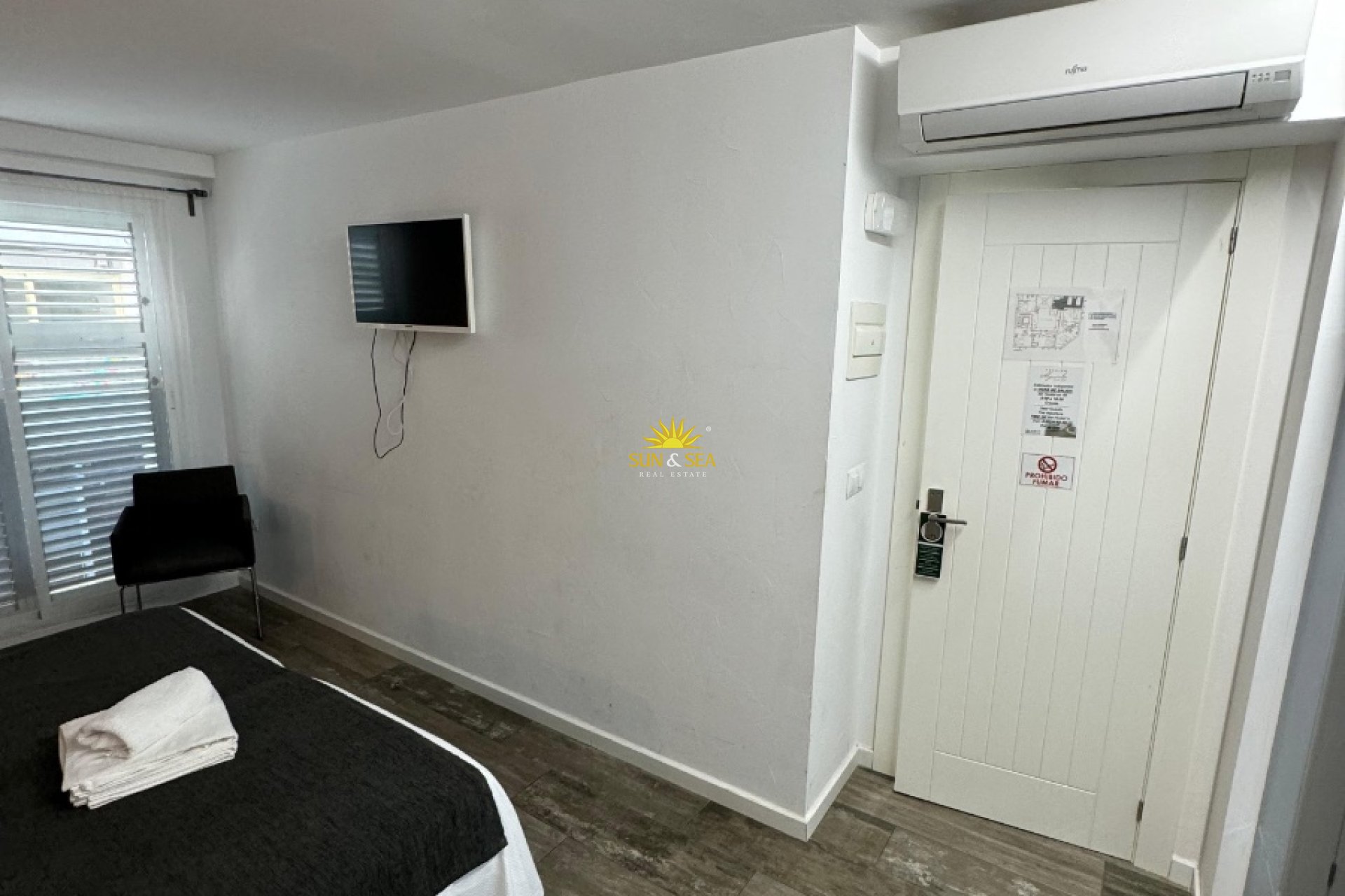 Resale - Apartment - Santa Pola