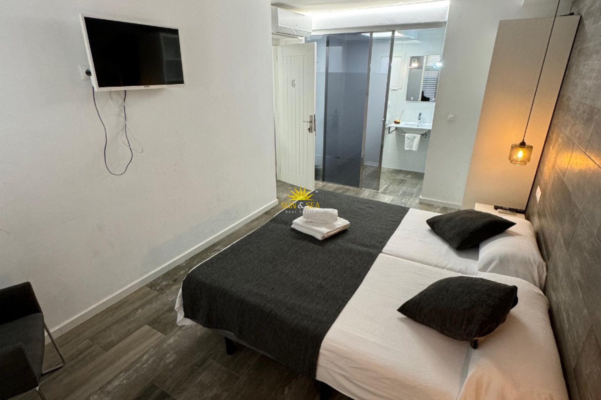 Resale - Apartment - Santa Pola