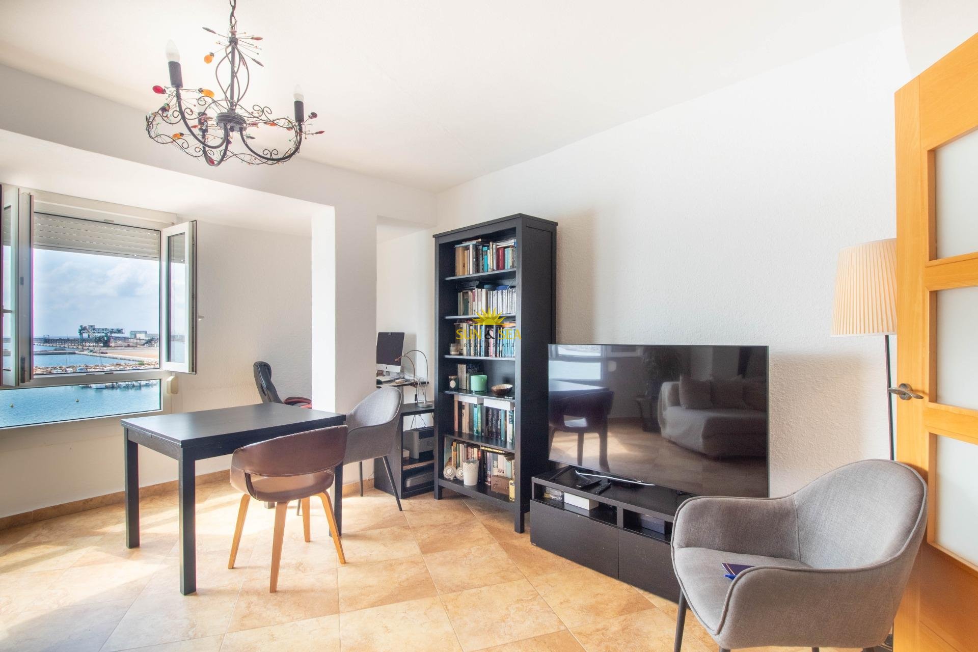 Resale - Apartment - Torrevieja - Acequion