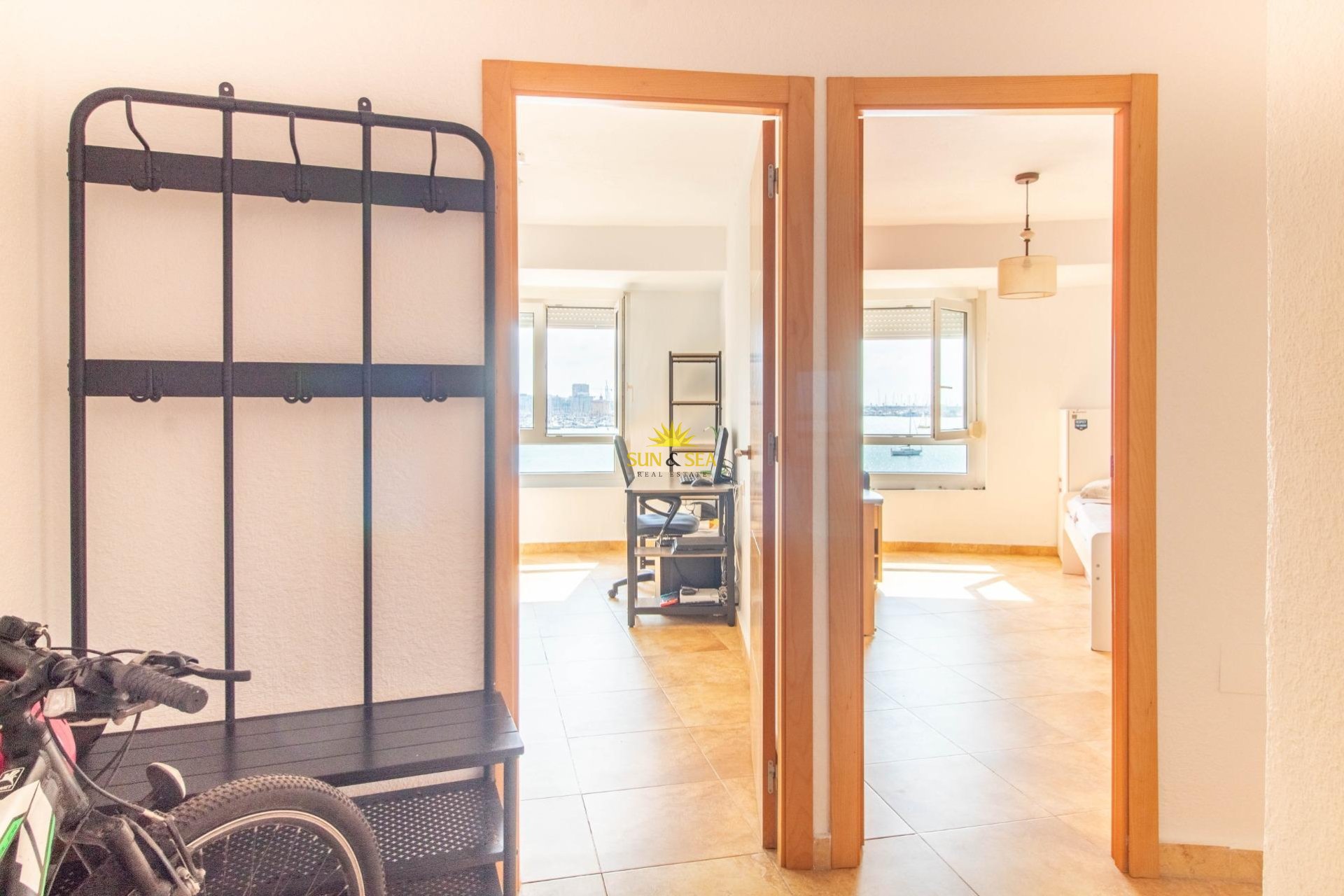 Resale - Apartment - Torrevieja - Acequion