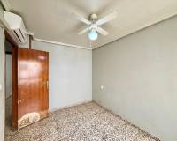 Resale - Apartment - Torrevieja - Acequion