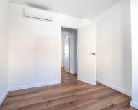 Resale - Apartment - Torrevieja - Acequion