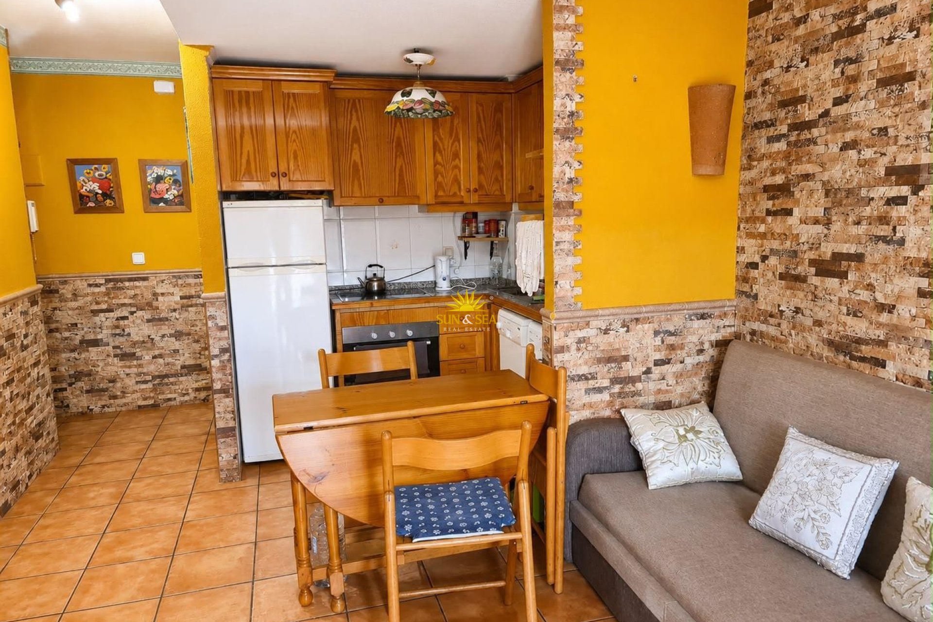 Resale - Apartment - Torrevieja - Acequion