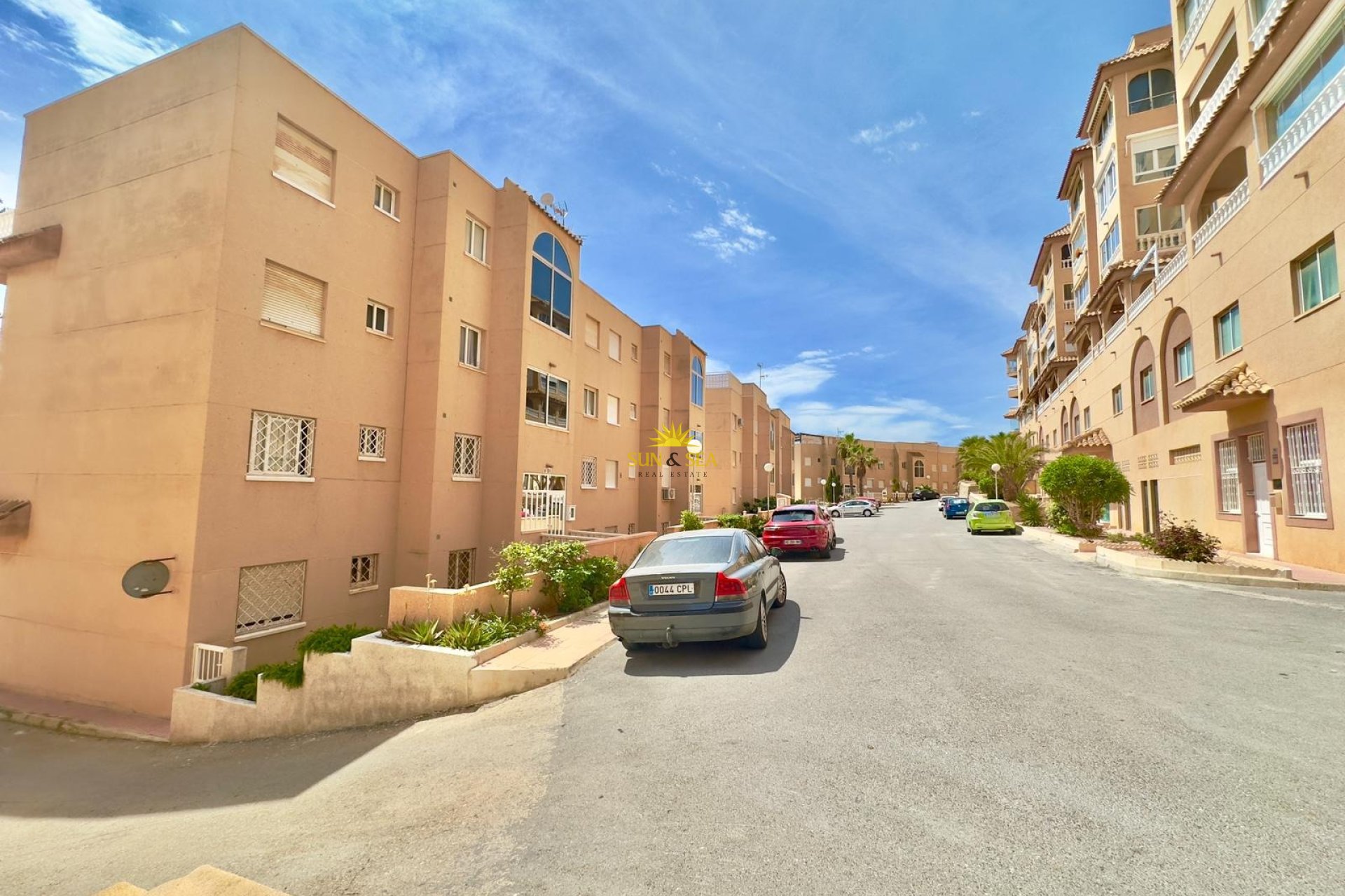 Resale - Apartment - Torrevieja - Cabo Cervera