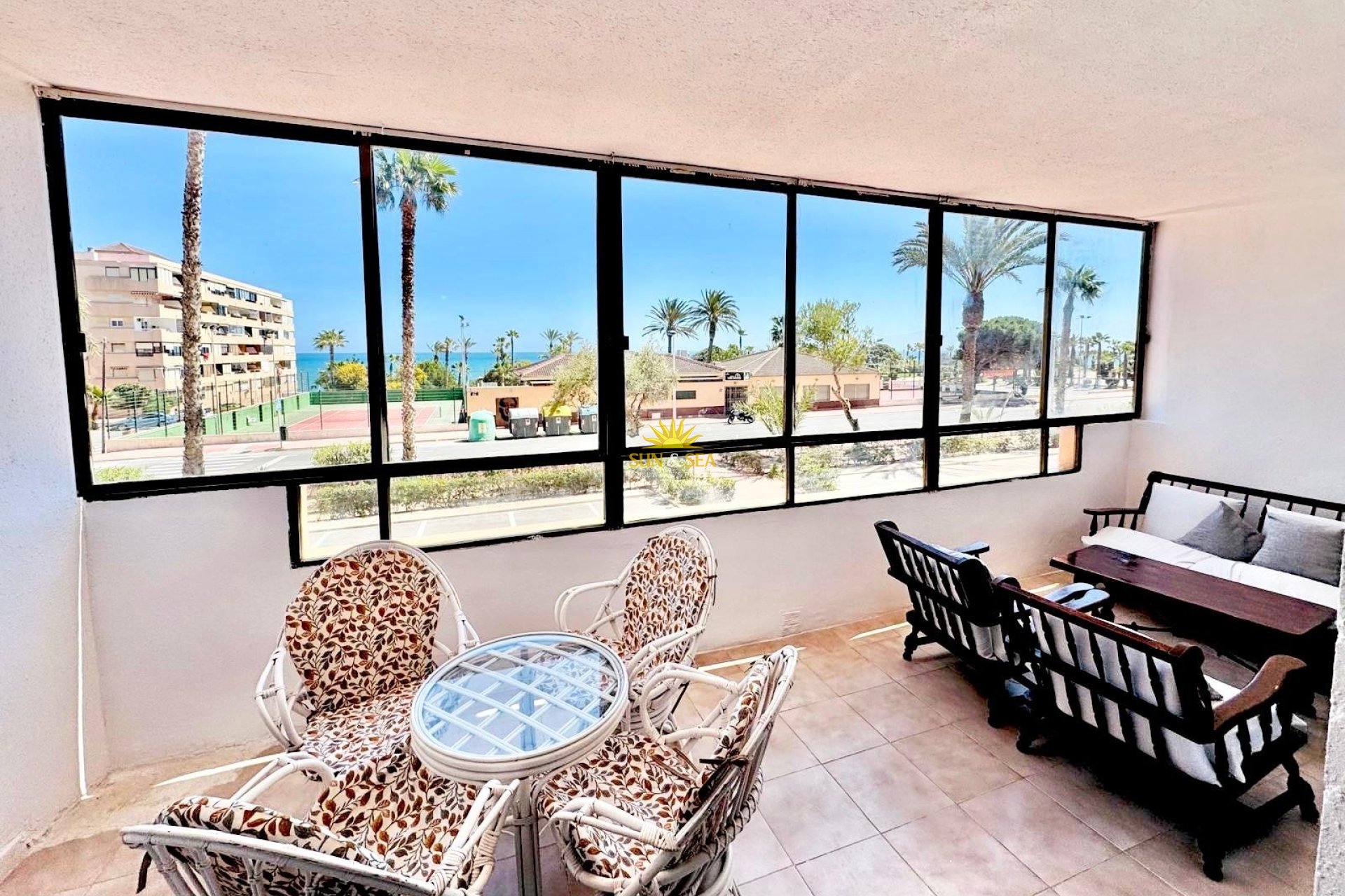 Resale - Apartment - Torrevieja - Cabo cervera