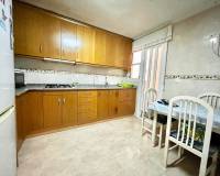 Resale - Apartment - Torrevieja - Centro