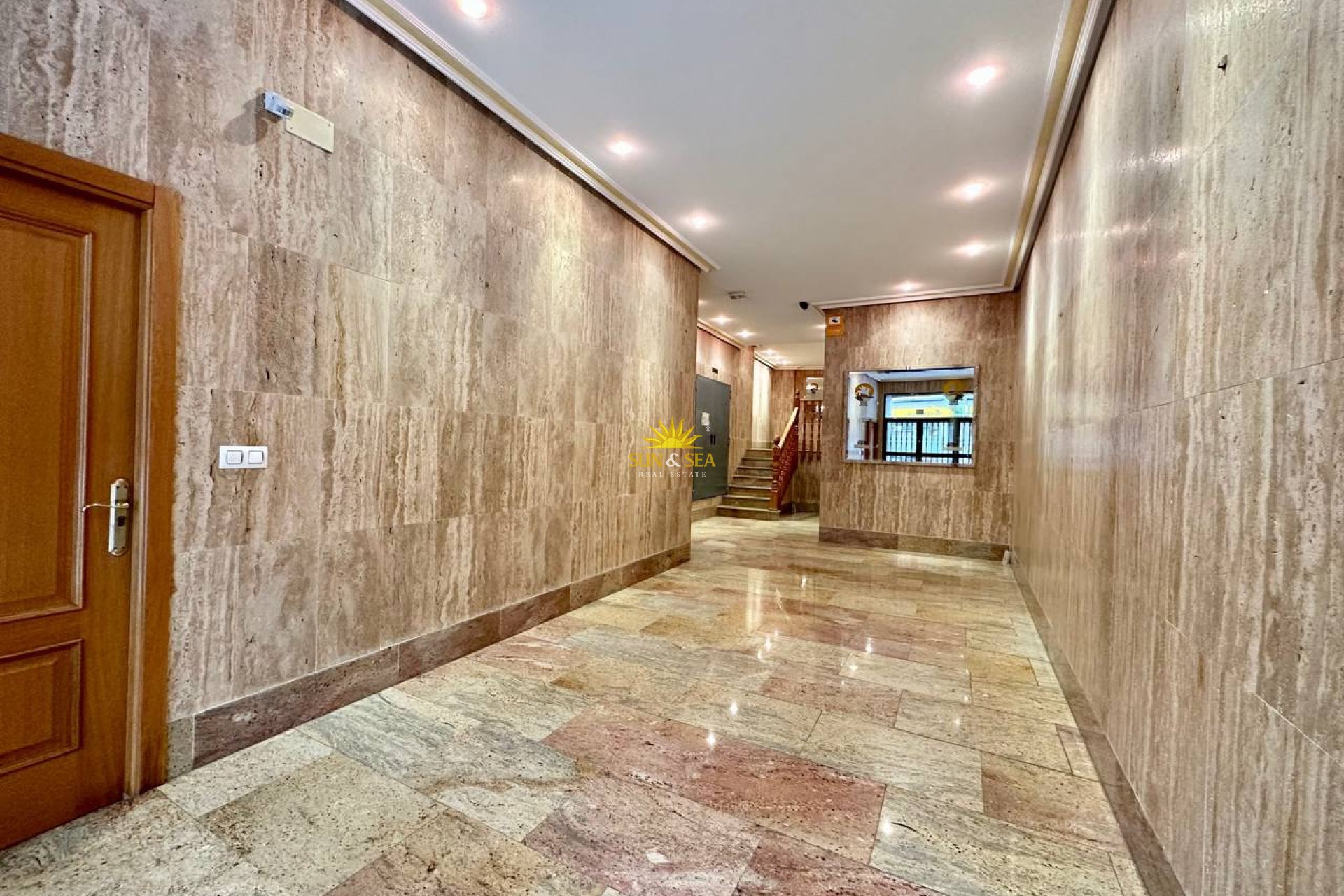 Resale - Apartment - Torrevieja - Centro