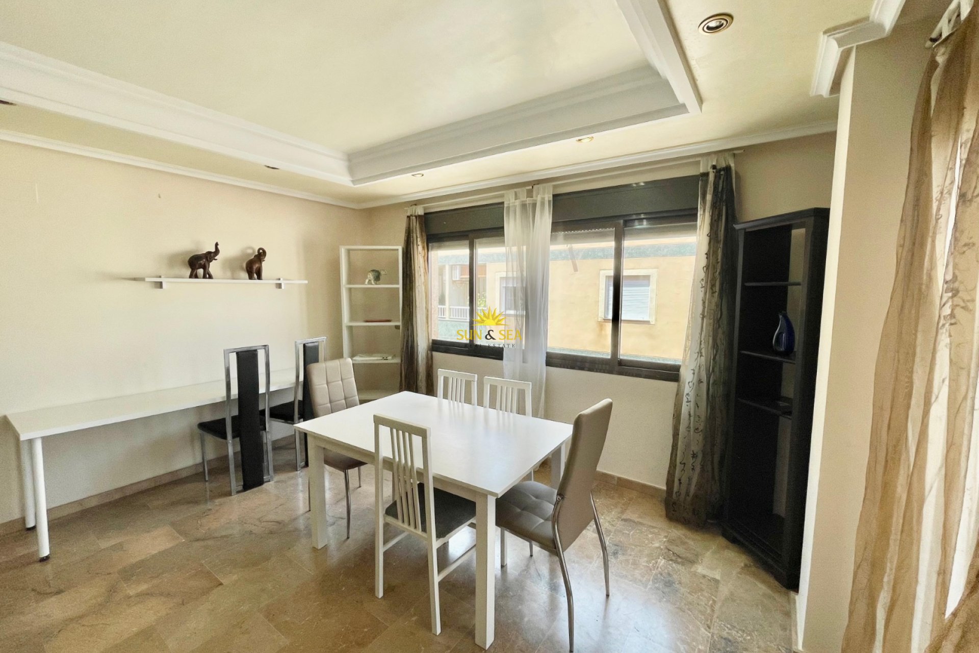 Resale - Apartment - Torrevieja - Centro