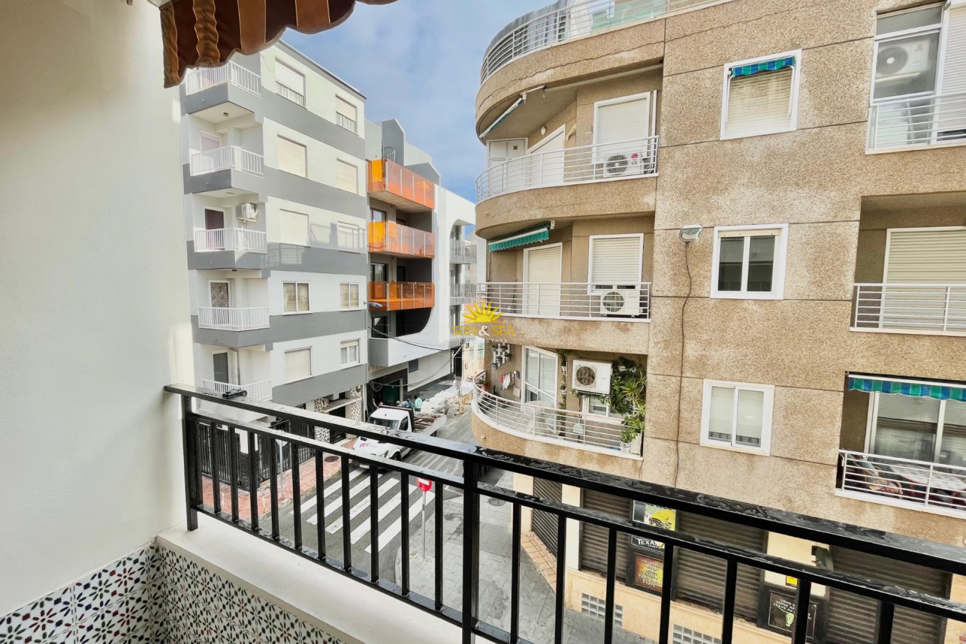 Resale - Apartment - Torrevieja - Centro