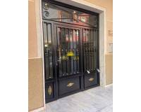 Resale - Apartment - Torrevieja - Centro