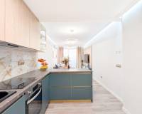 Resale - Apartment - Torrevieja - Centro