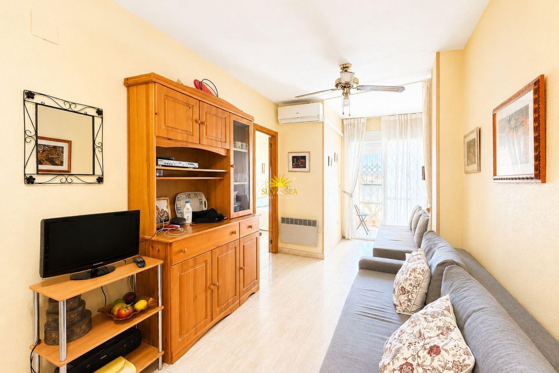 Resale - Apartment - Torrevieja - Centro