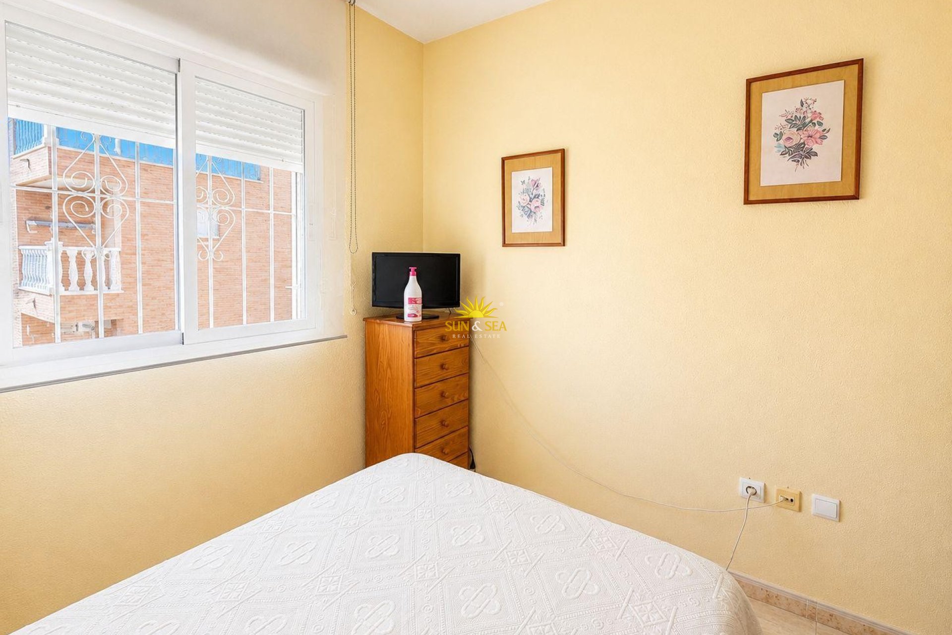 Resale - Apartment - Torrevieja - Centro