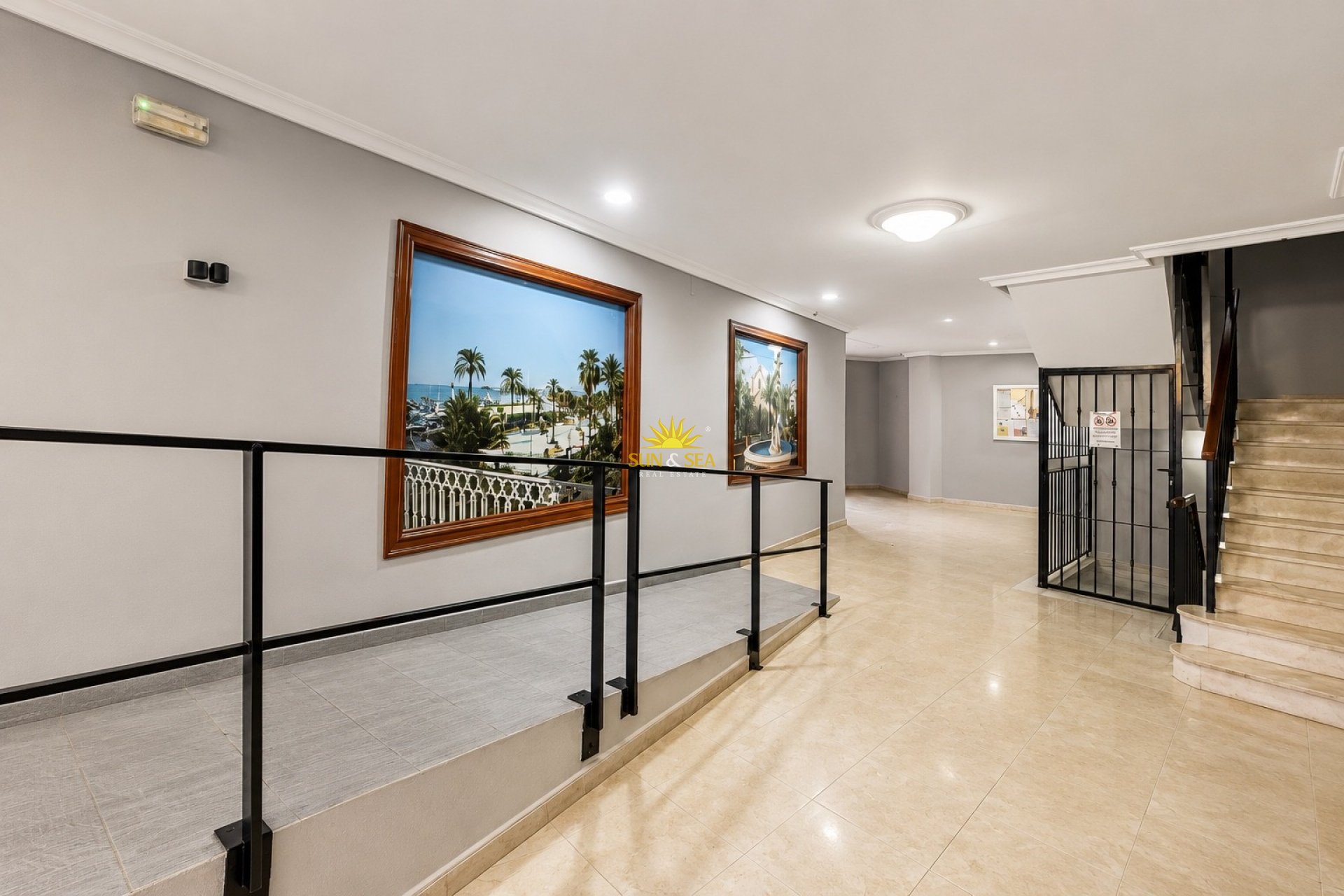 Resale - Apartment - Torrevieja - Centro