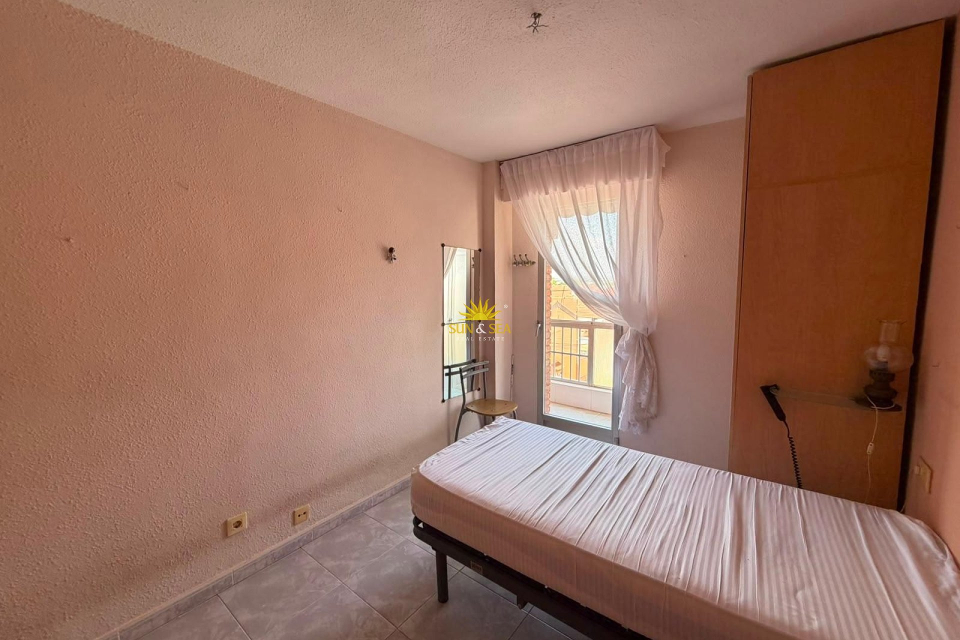 Resale - Apartment - Torrevieja - Centro