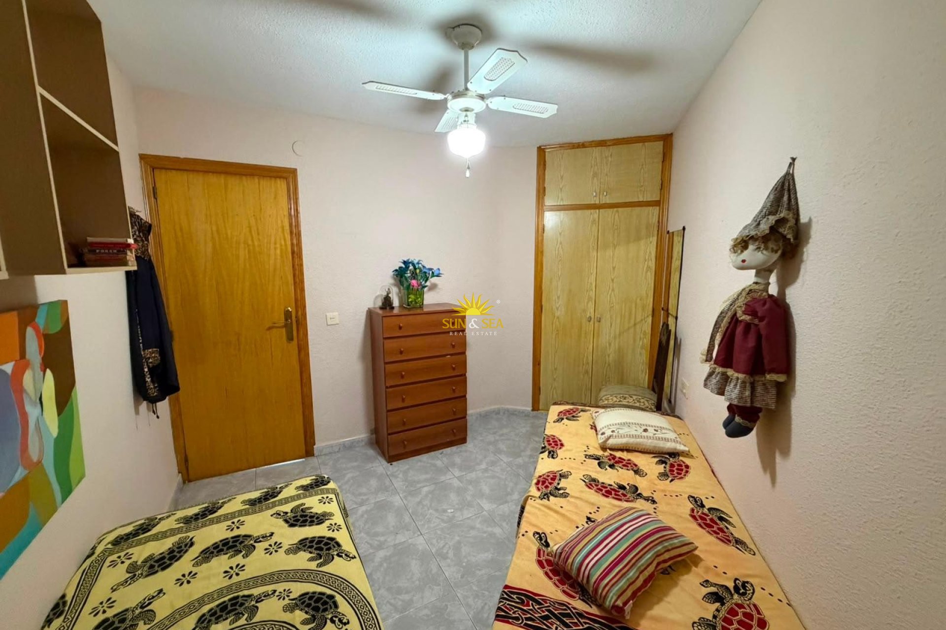 Resale - Apartment - Torrevieja - Centro