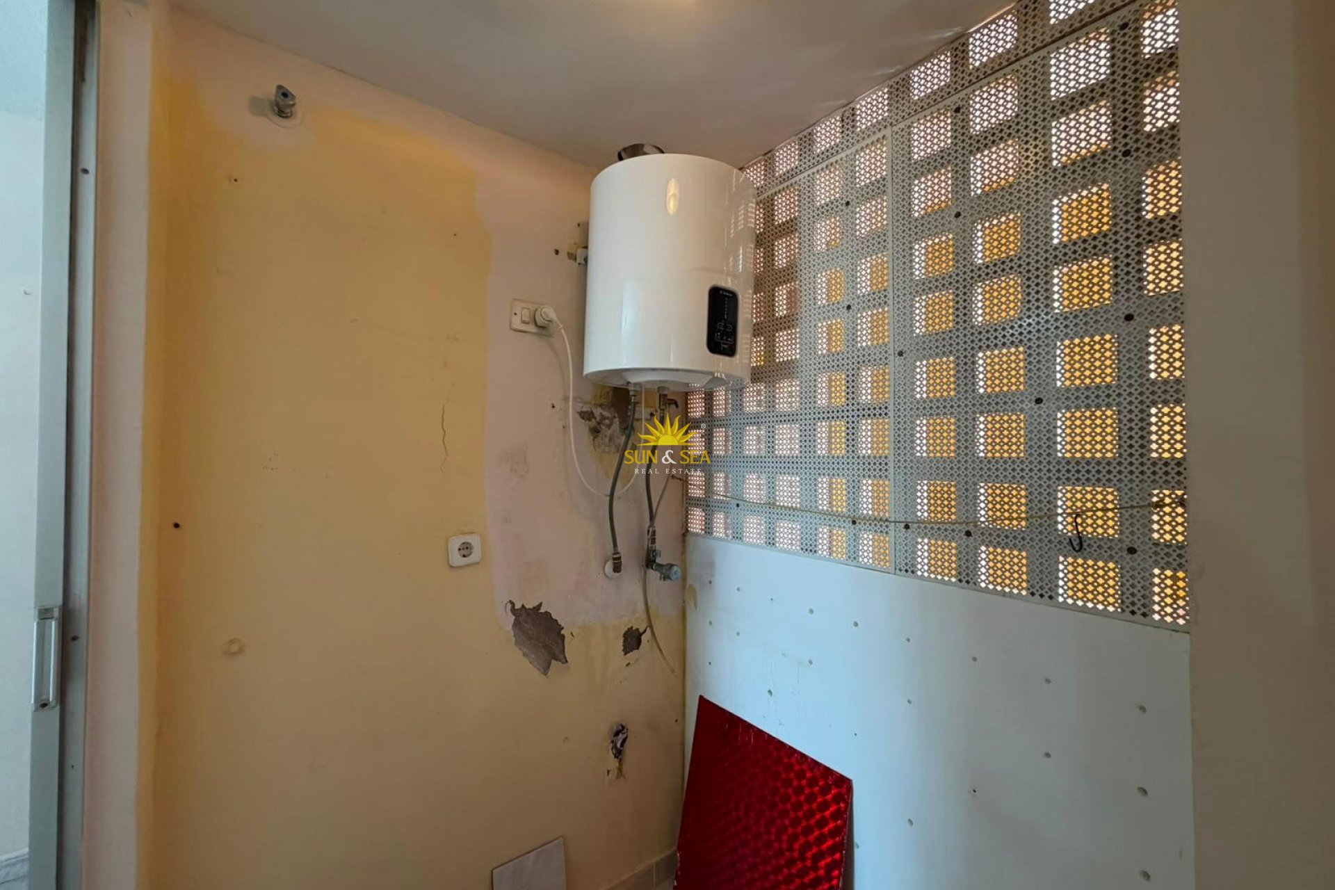 Resale - Apartment - Torrevieja - Centro