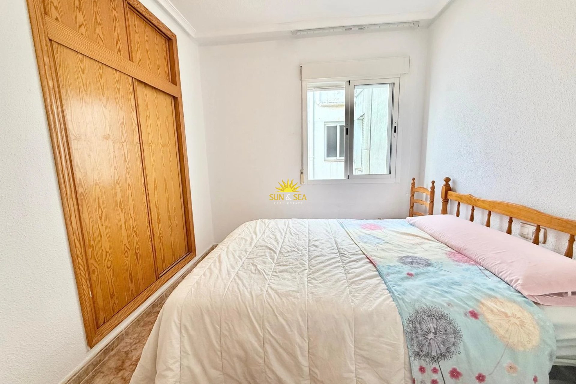 Resale - Apartment - Torrevieja - Centro