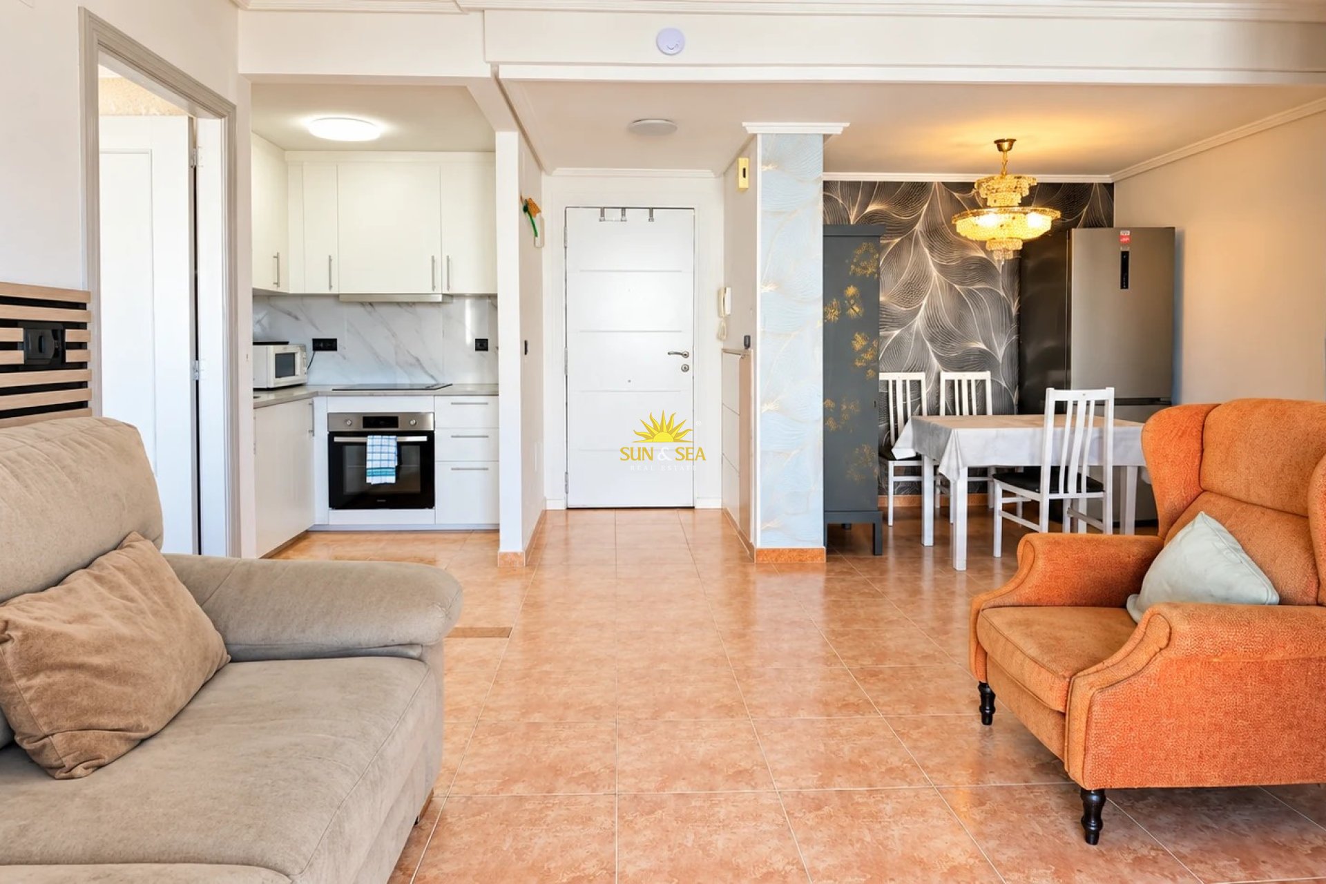 Resale - Apartment - Torrevieja - Centro