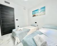 Resale - Apartment - Torrevieja - El acequión