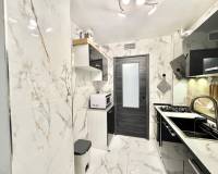 Resale - Apartment - Torrevieja - El acequión