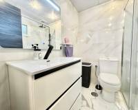 Resale - Apartment - Torrevieja - El acequión