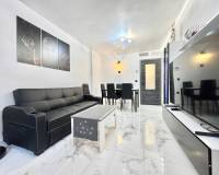 Resale - Apartment - Torrevieja - El acequión