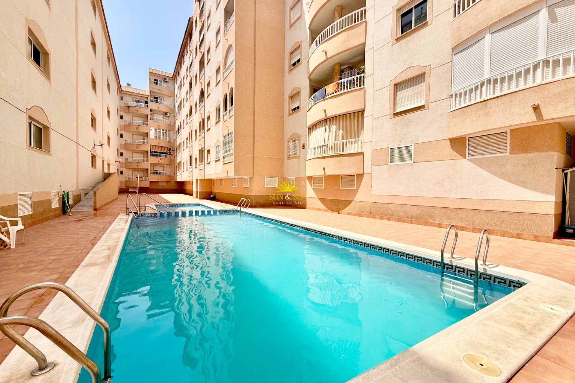 Resale - Apartment - Torrevieja - El molino