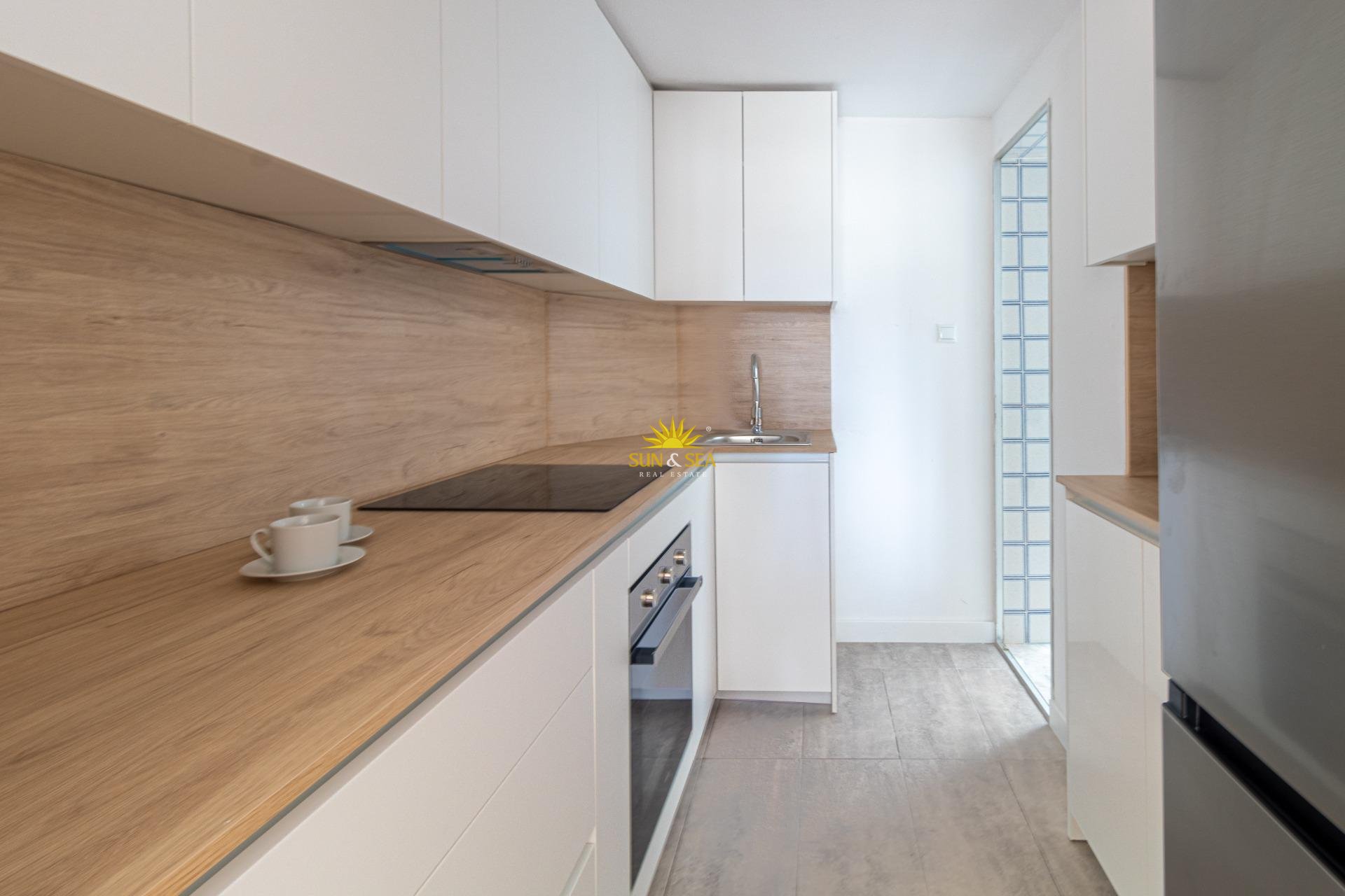 Resale - Apartment - Torrevieja - La Mata pueblo