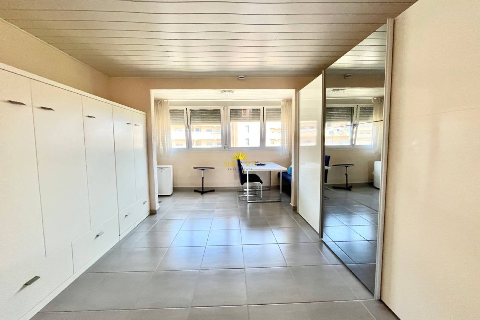 Resale - Apartment - Torrevieja - La Mata