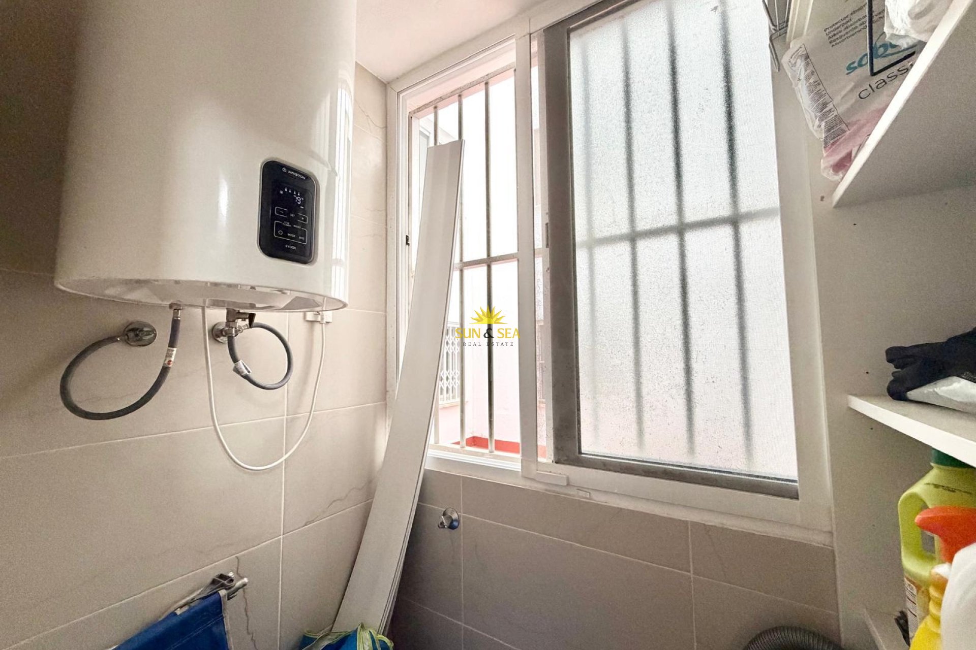 Resale - Apartment - Torrevieja - La Mata