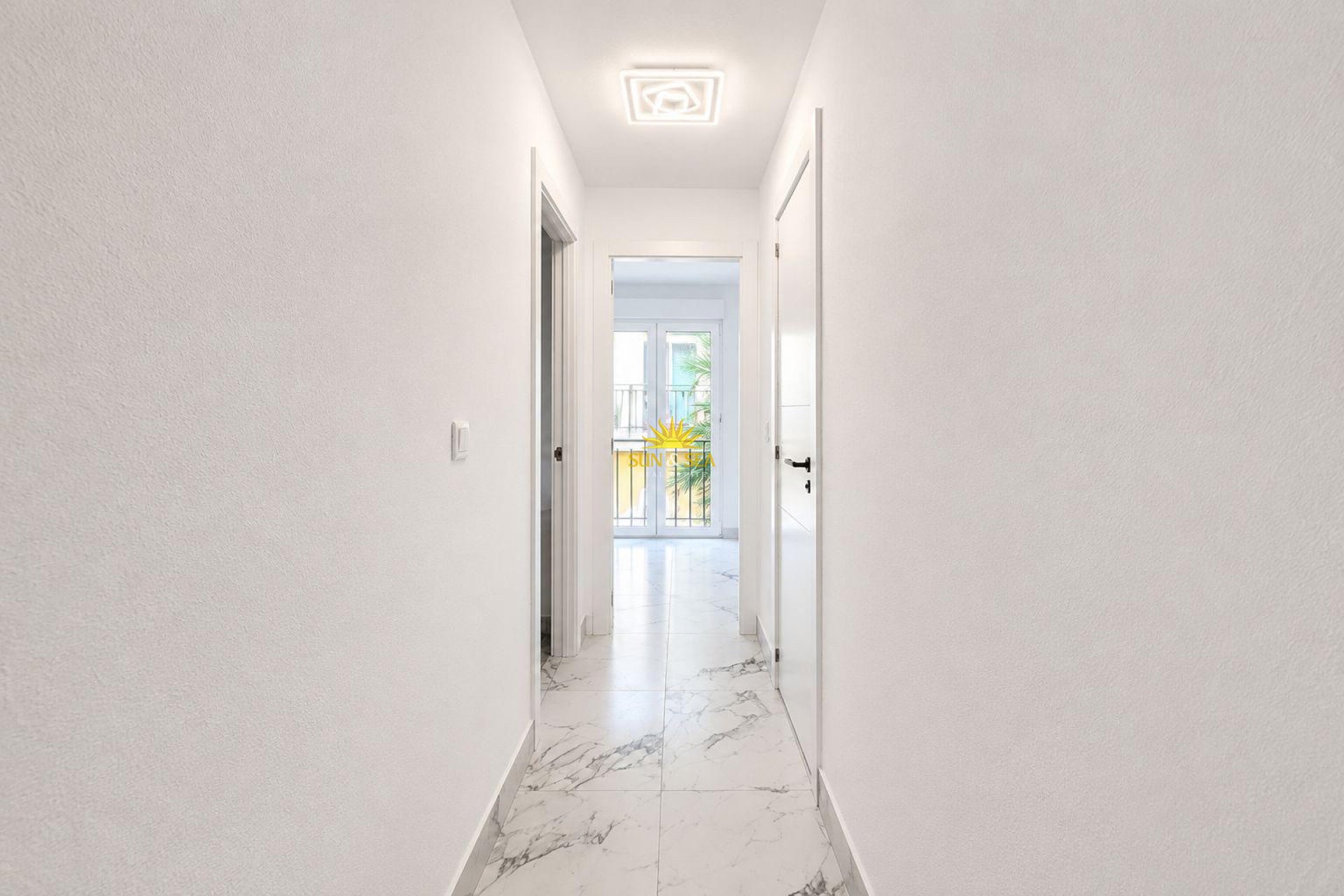 Resale - Apartment - Torrevieja - La veleta