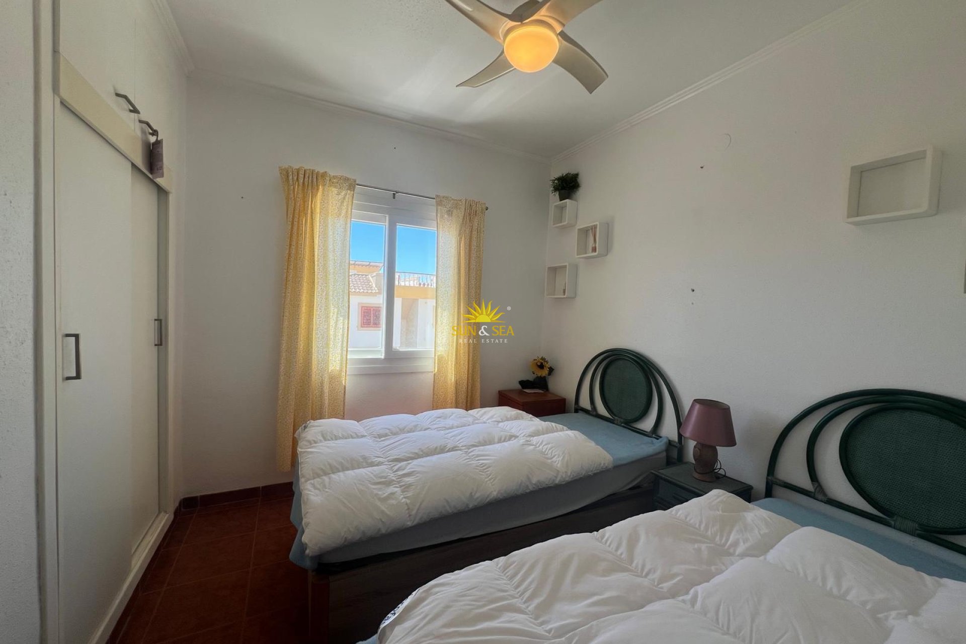 Resale - Apartment - Torrevieja - Orihuela costa