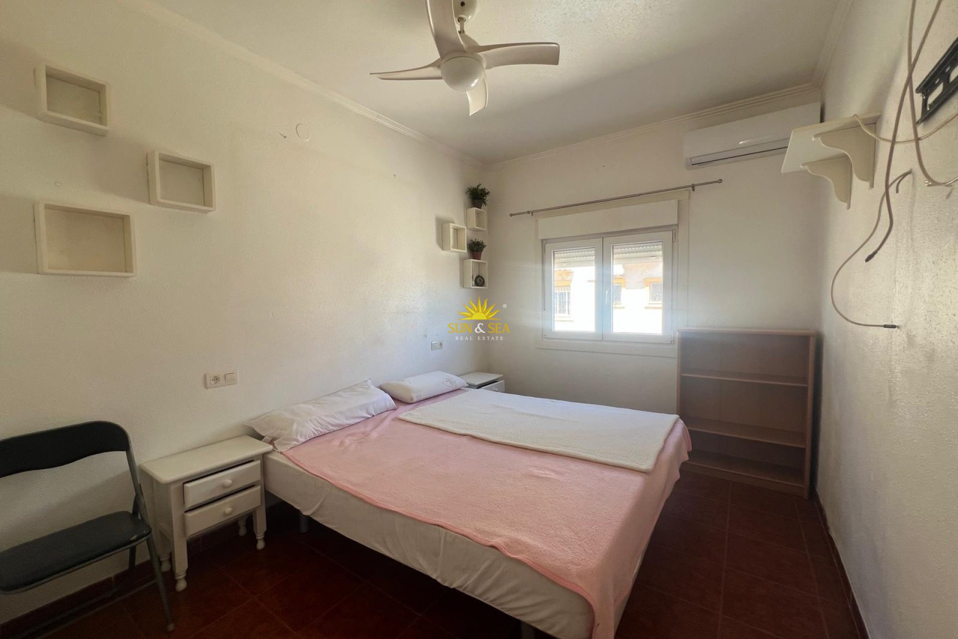 Resale - Apartment - Torrevieja - Orihuela costa