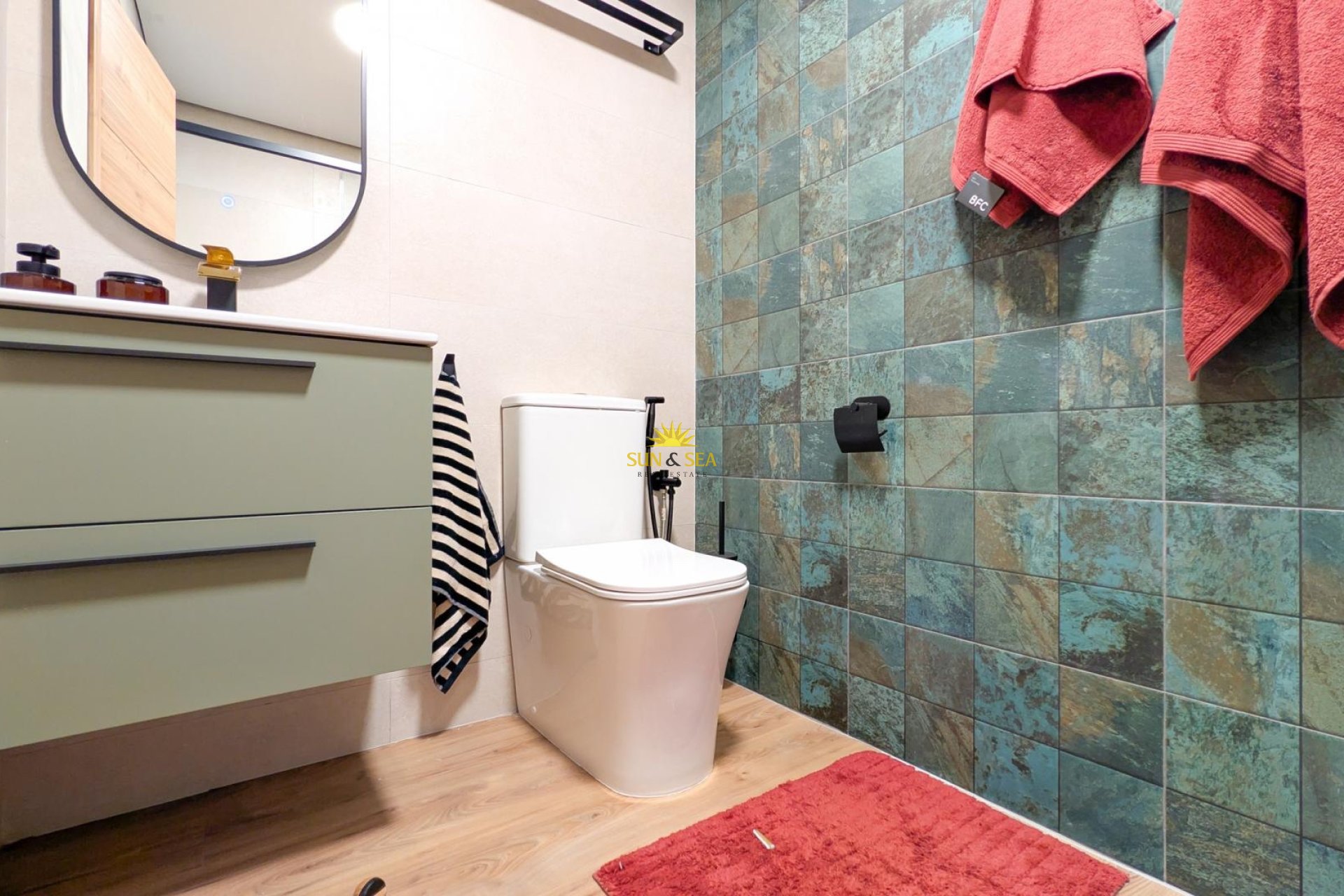 Resale - Apartment - Torrevieja - Parque de las Naciones