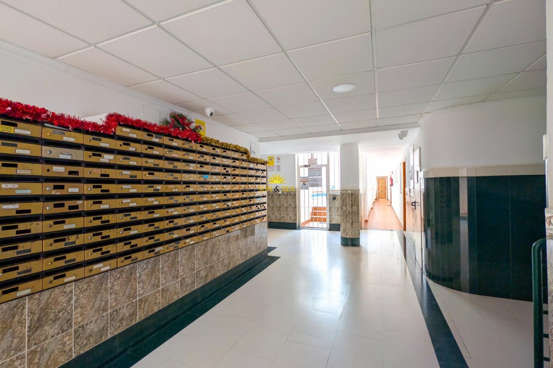 Resale - Apartment - Torrevieja - Parque de las Naciones