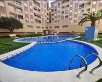Resale - Apartment - Torrevieja - Parque de las Naciones