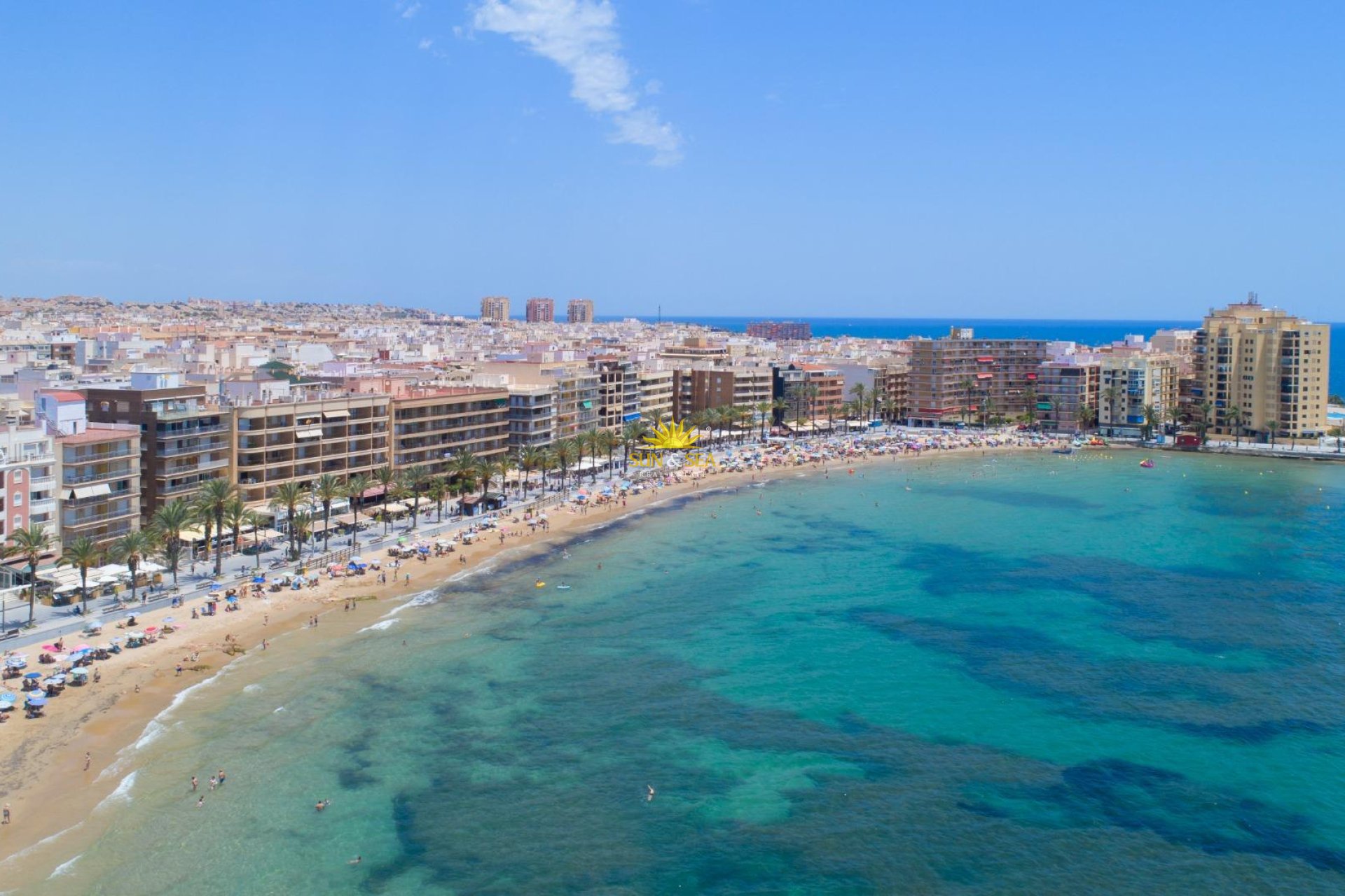 Resale - Apartment - Torrevieja - Paseo maritimo