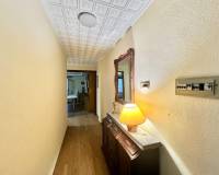 Resale - Apartment - Torrevieja - Paseo maritimo