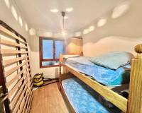 Resale - Apartment - Torrevieja - Paseo maritimo