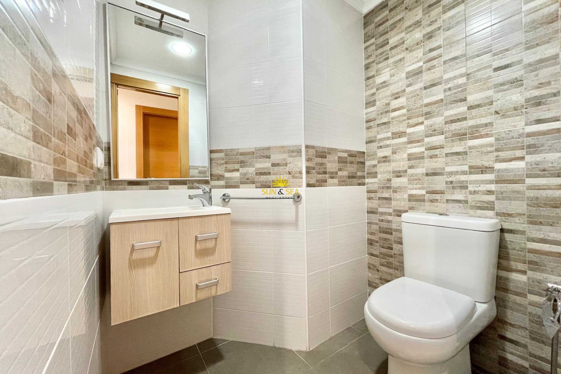 Resale - Apartment - Torrevieja - Playa de El Cura