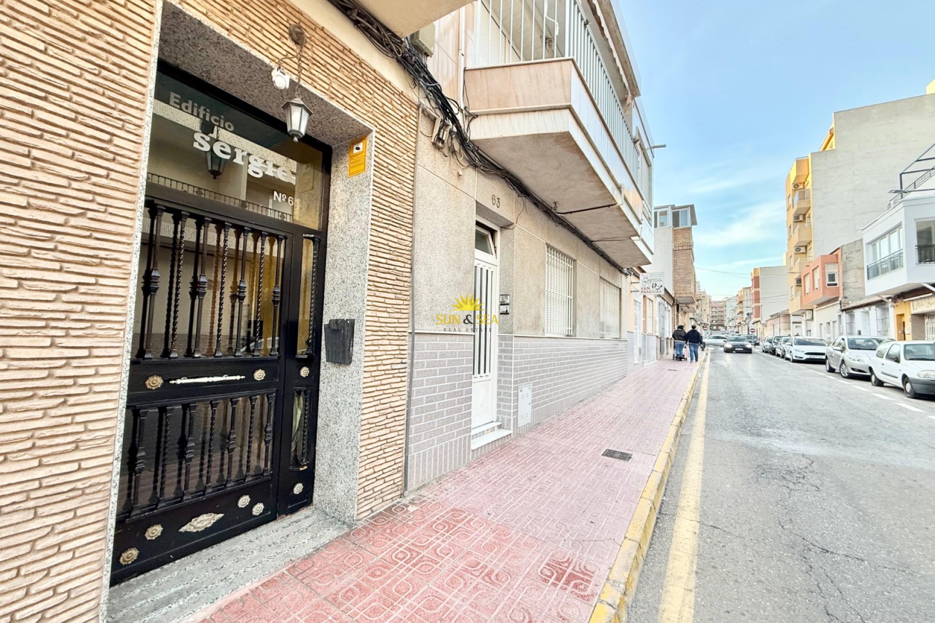 Resale - Apartment - Torrevieja - Playa del Acequión