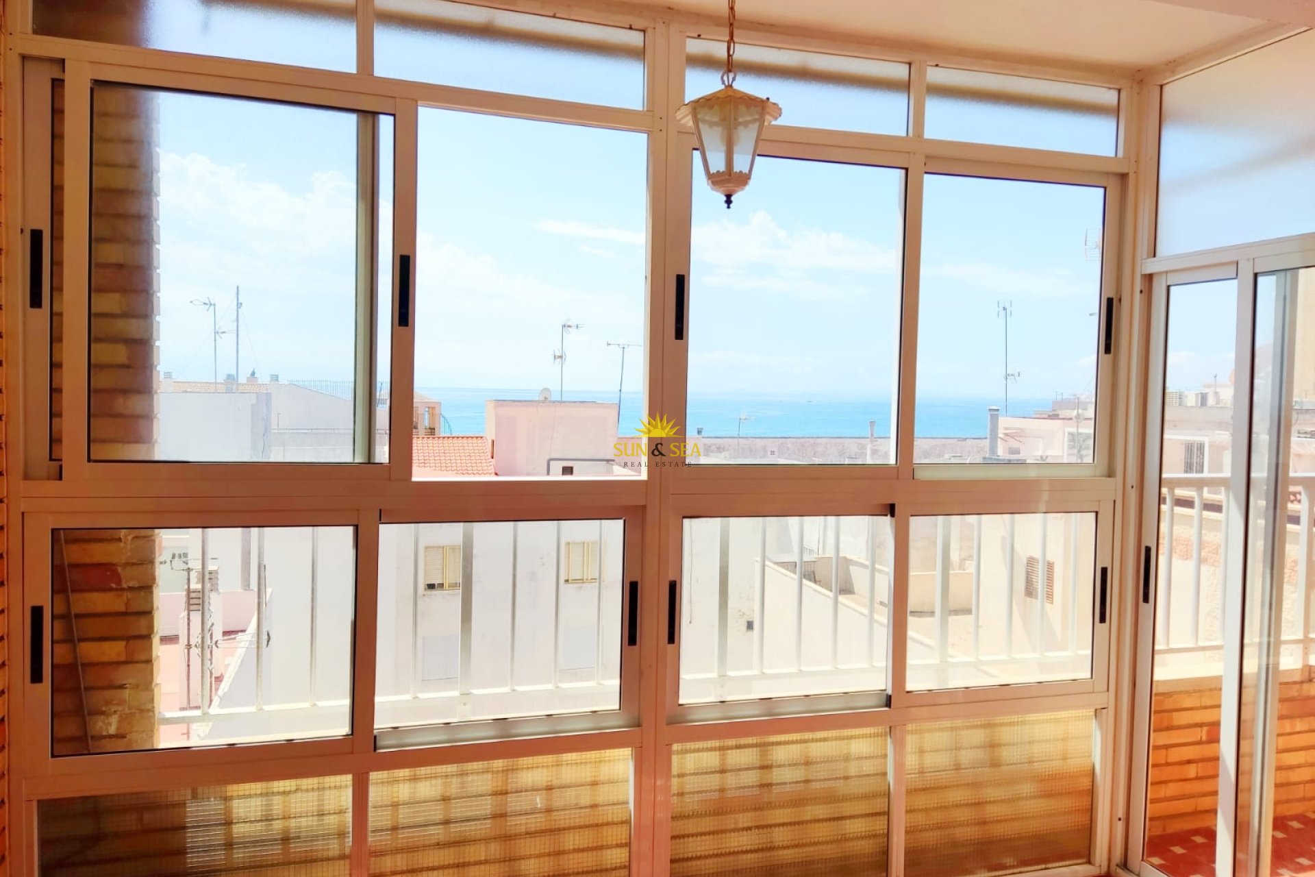 Resale - Apartment - Torrevieja - Playa del Cura