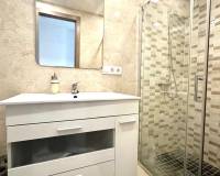 Resale - Apartment - Torrevieja - Puerto de Torrevieja