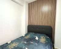 Resale - Apartment - Torrevieja - Puerto de Torrevieja