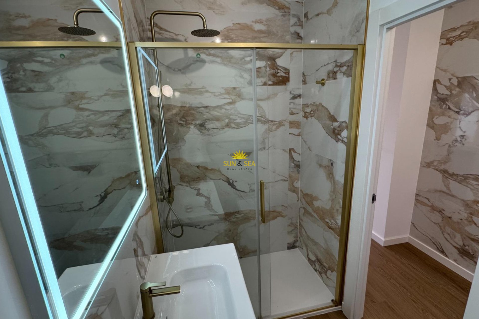 Resale - Apartment - Torrevieja - Punta prima