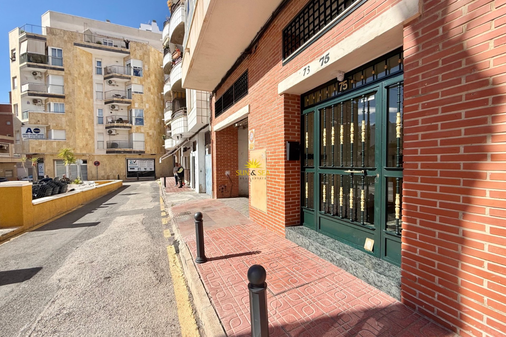 Resale - Apartment - Torrevieja - torrevieja